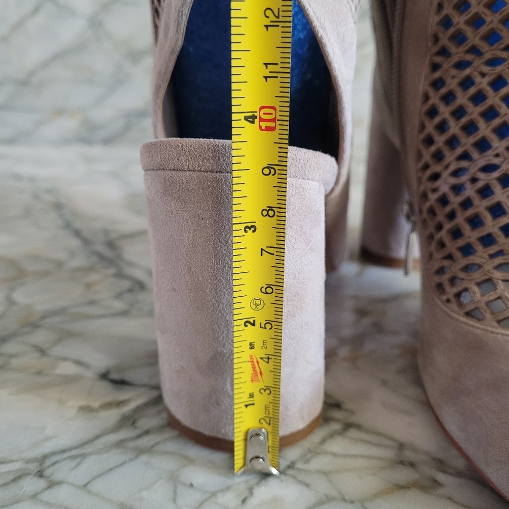 Open toe booties - Picture 9 of 9